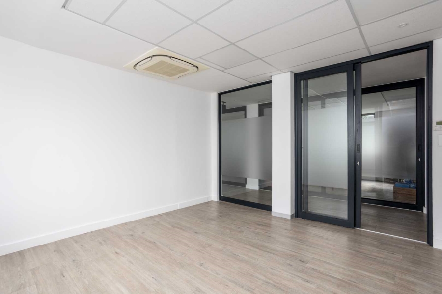 To Let Commercial Property for Rent in Val De Vie Estate Western Cape
